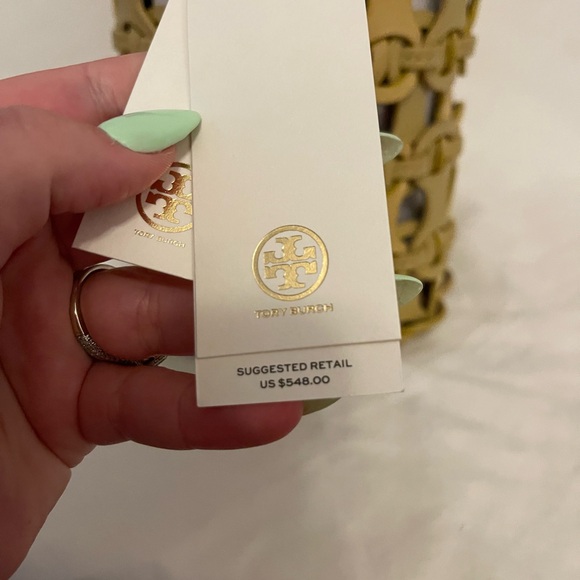 TORY BURCH MCGRAW DIE CUT SMALL BUCKET BAG - Picture 7 of 14